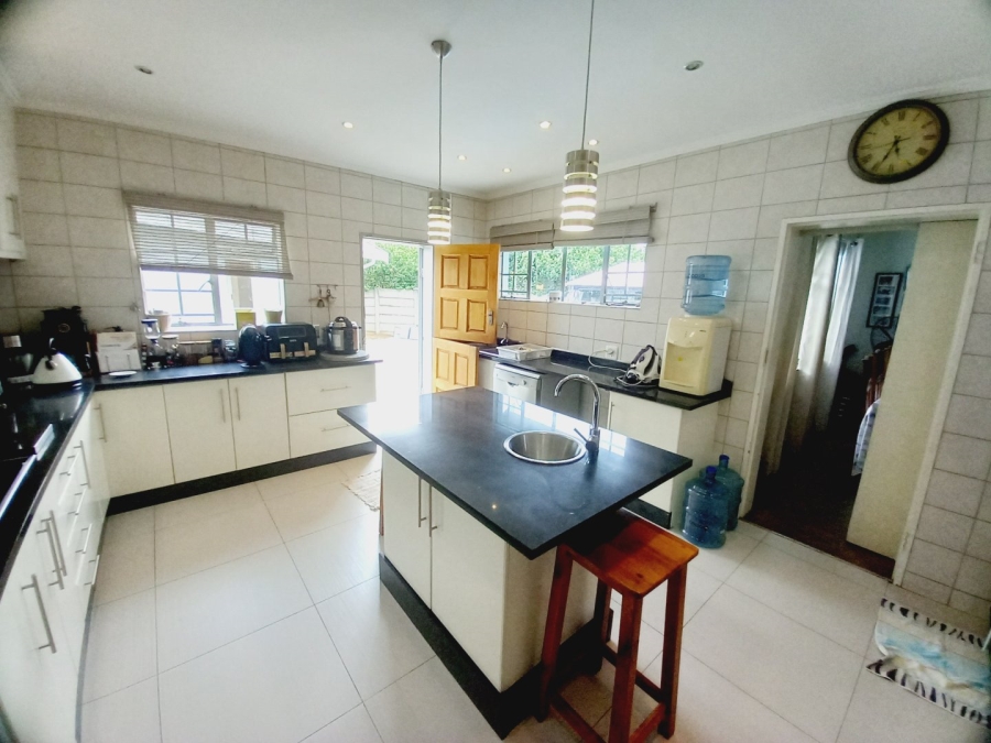 4 Bedroom Property for Sale in Roodia Free State